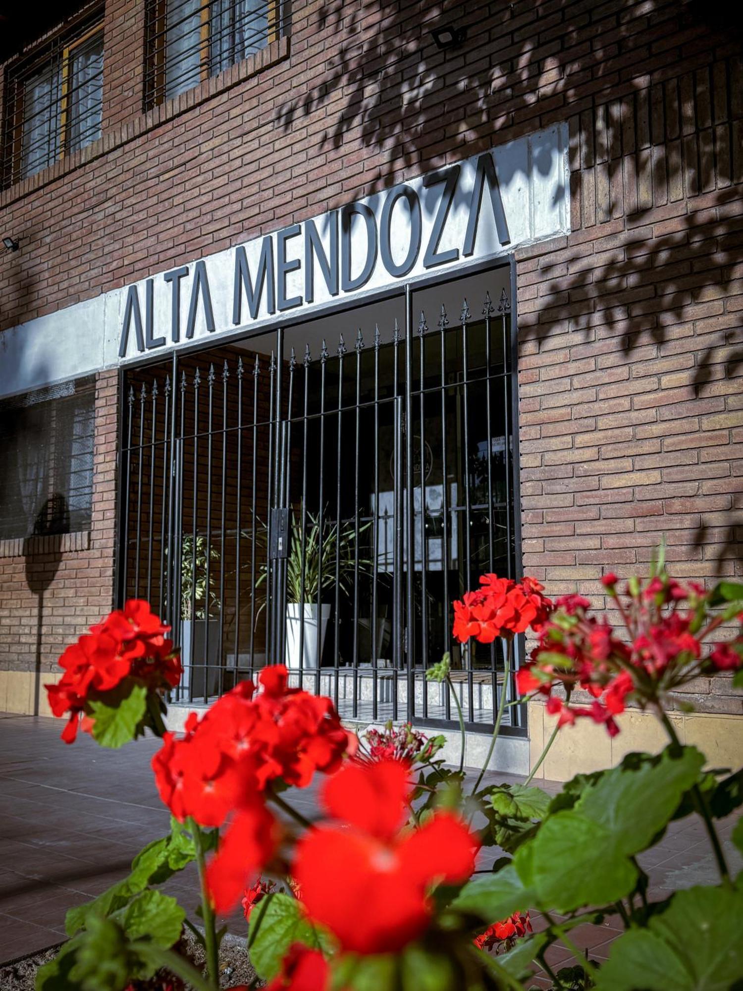 Hotel Alta Mendoza Bagian luar foto